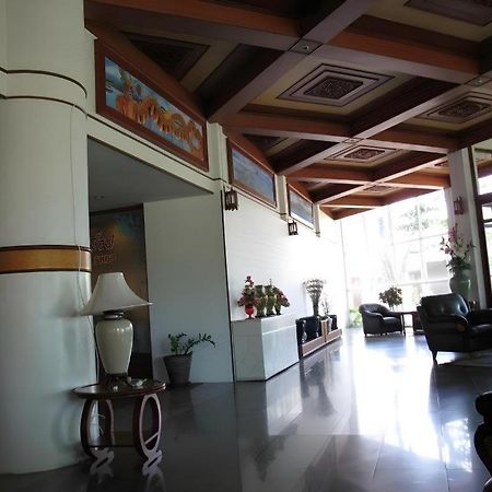 Beverly Hill Park Hotel Nakhon Sawan Exterior photo