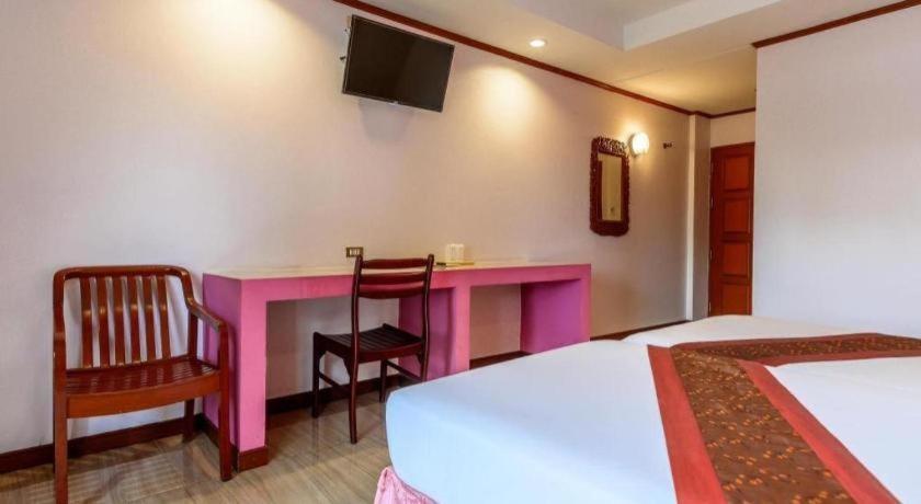 Beverly Hill Park Hotel Nakhon Sawan Exterior photo